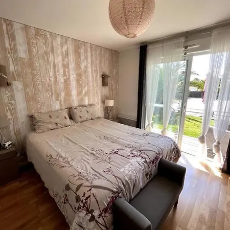 Jolie Avec Piscine A 6 Kms Des Plages * Landevieille