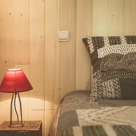 Jolie Avec Piscine A 6 Kms Des Plages *