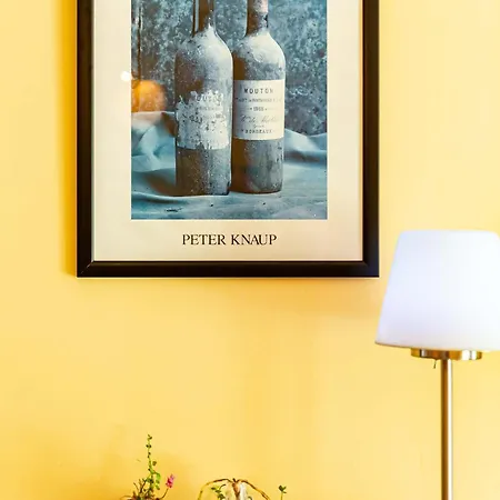 Jolie Avec Piscine A 6 Kms Des Plages Landevieille
