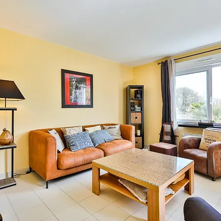 Jolie Avec Piscine A 6 Kms Des Plages