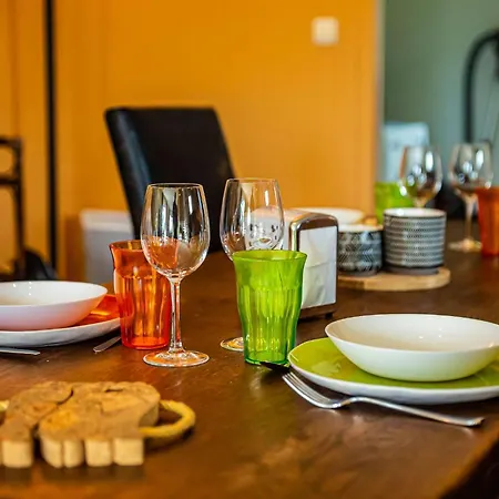 빌라 Jolie Avec Piscine A 6 Kms Des Plages