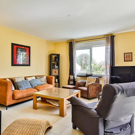 Jolie Avec Piscine A 6 Kms Des Plages *