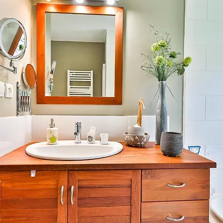 빌라 Jolie Avec Piscine A 6 Kms Des Plages