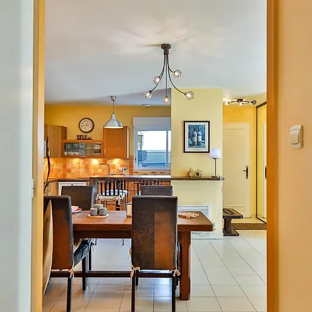 Jolie Avec Piscine A 6 Kms Des Plages