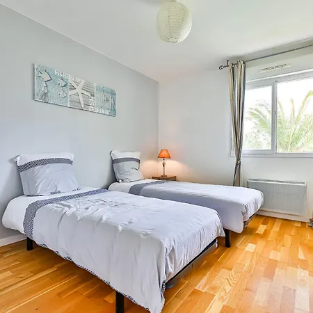 빌라 Jolie Avec Piscine A 6 Kms Des Plages Landevieille